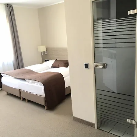 Schweizer Hof 3* Кассель